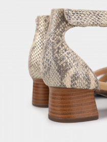 Босоножки Clarks Desirae модель 26171174 Фото