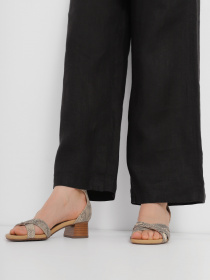 Босоножки Clarks Desirae модель 26171174 Фото