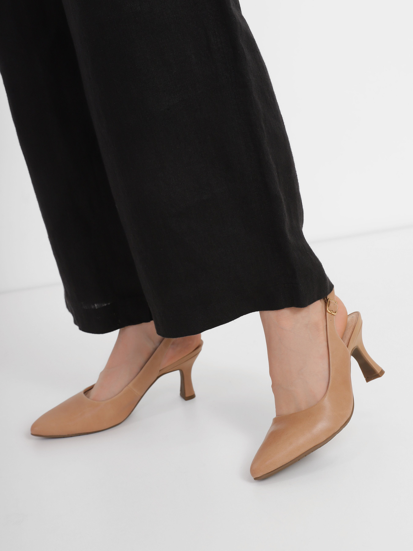 Босоножки Clarks модель 26171909 Фото