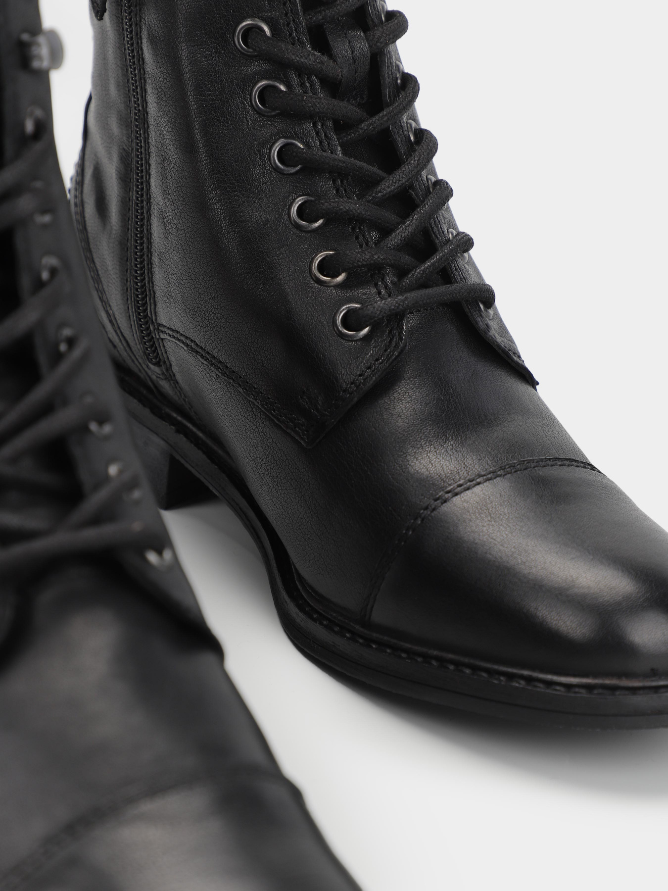 Ботинки Clarks Cologne Flat модель 26174775 Фото