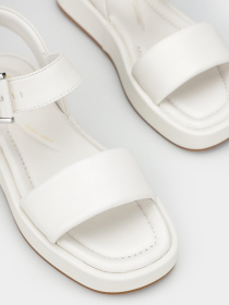 Сандалии Clarks Alda Strap модель 26176258 Фото