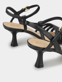 Босоніжки Clarks Amali May модель 26176264 Фото