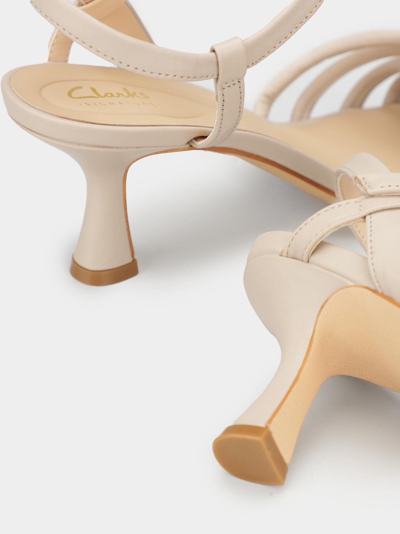 Босоножки Clarks Amali May модель 26176265 Фото