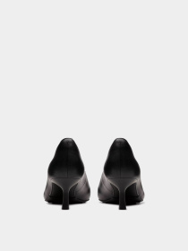 Туфли-лодочки Clarks Adela Court модель 26179296 Фото