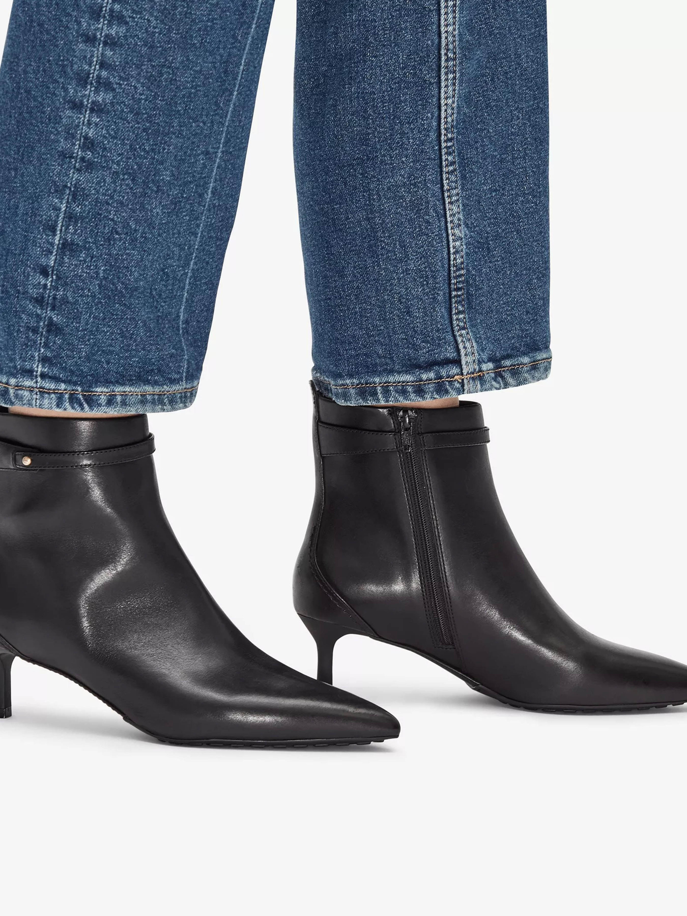 Бoтильоны Clarks Adela Up модель 26179529 Фото