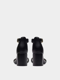 Босоніжки Clarks Ezoria Mae модель 26181295 Фото