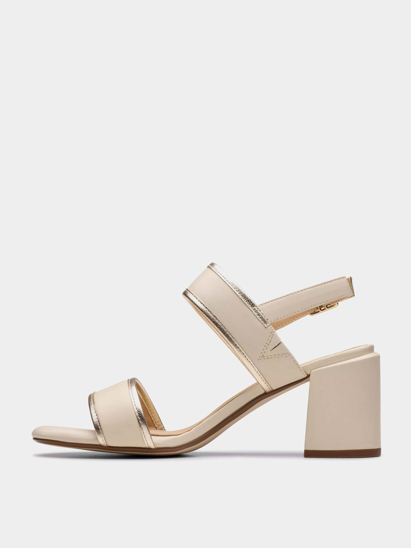 Босоніжки Clarks Ezoria Sling модель 26181301 Фото