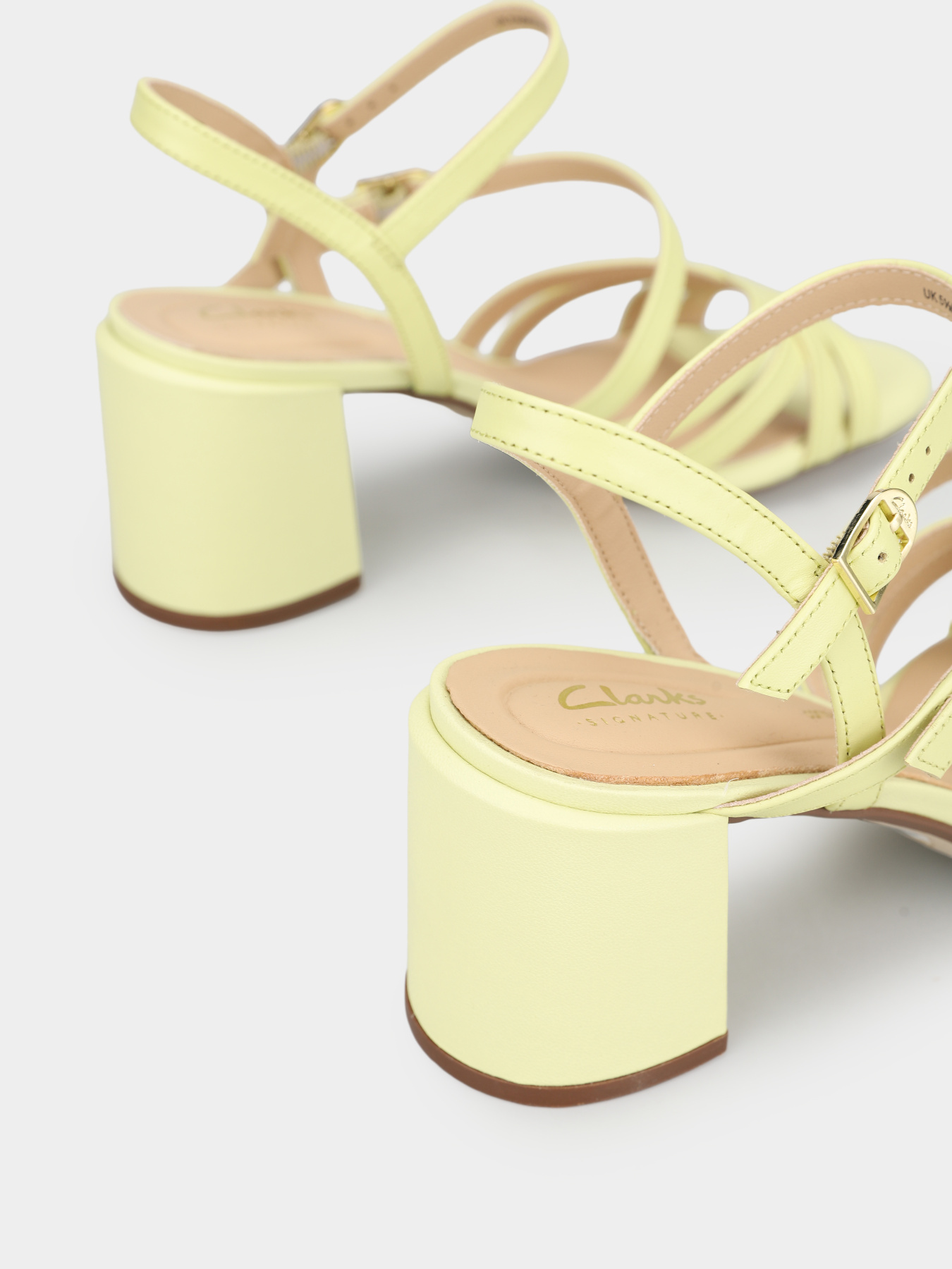 Босоножки Clarks модель 26185895 Босоножки Clarks модель 26185895 Фото