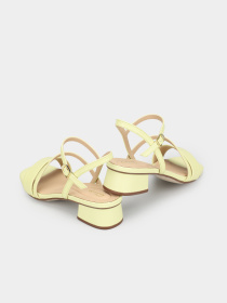 Босоножки Clarks модель 26186119 Босоножки Clarks модель 26186119 Фото