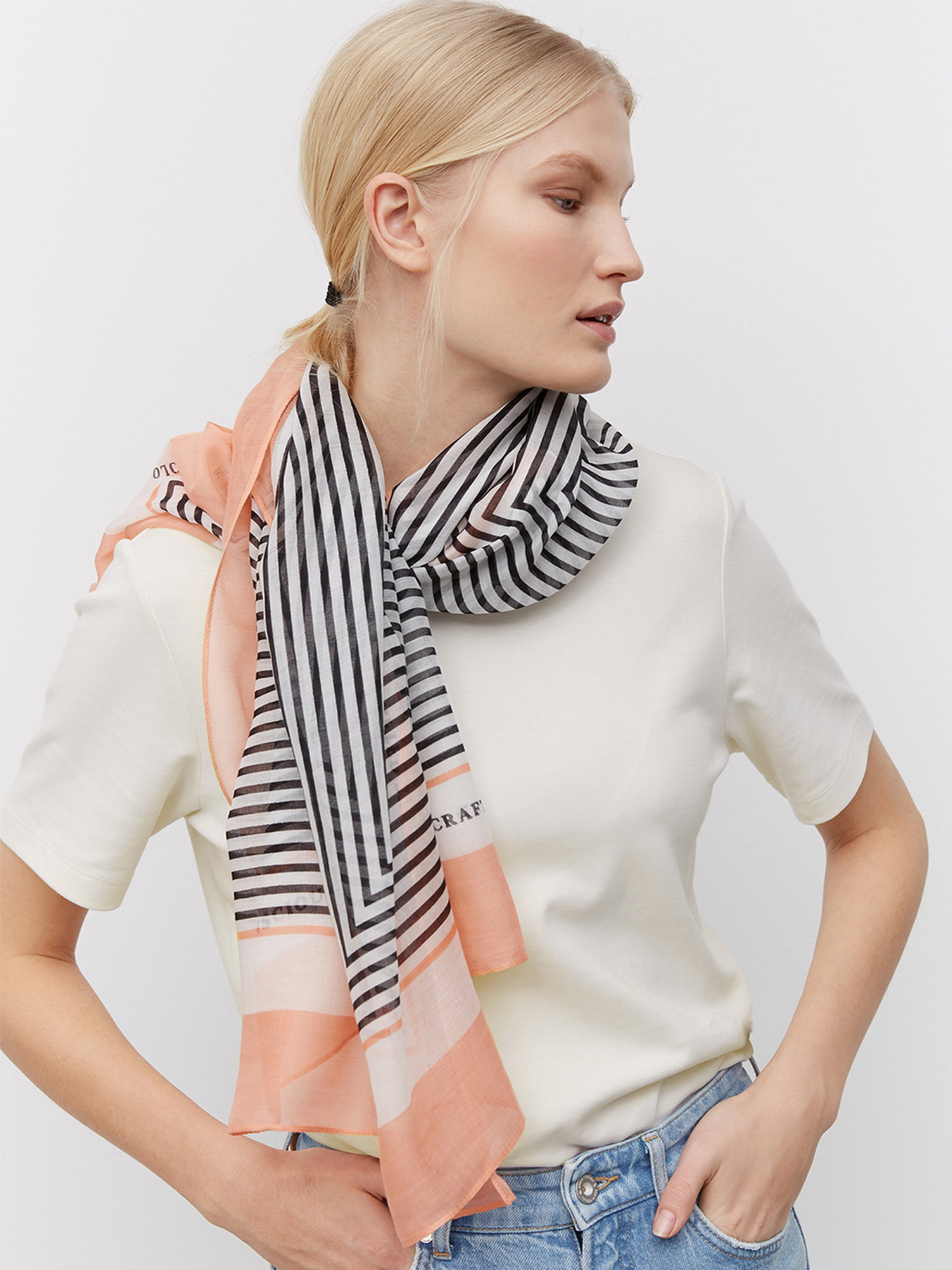 Платок Marc O’Polo модель 201825502141-J32 Фото