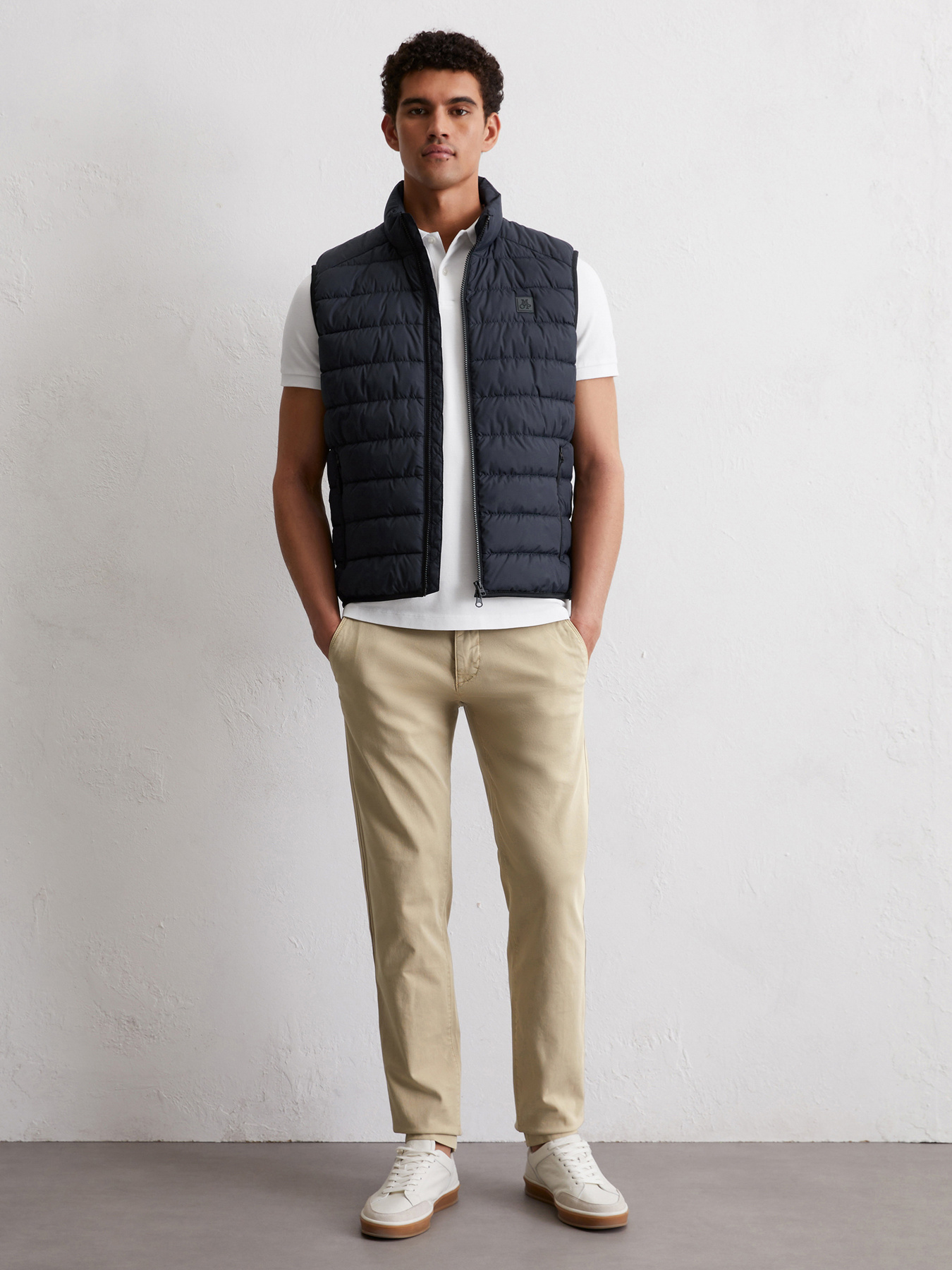 Жилет з утеплювачем Marc O’Polo Модель B21096072022-898 Фото