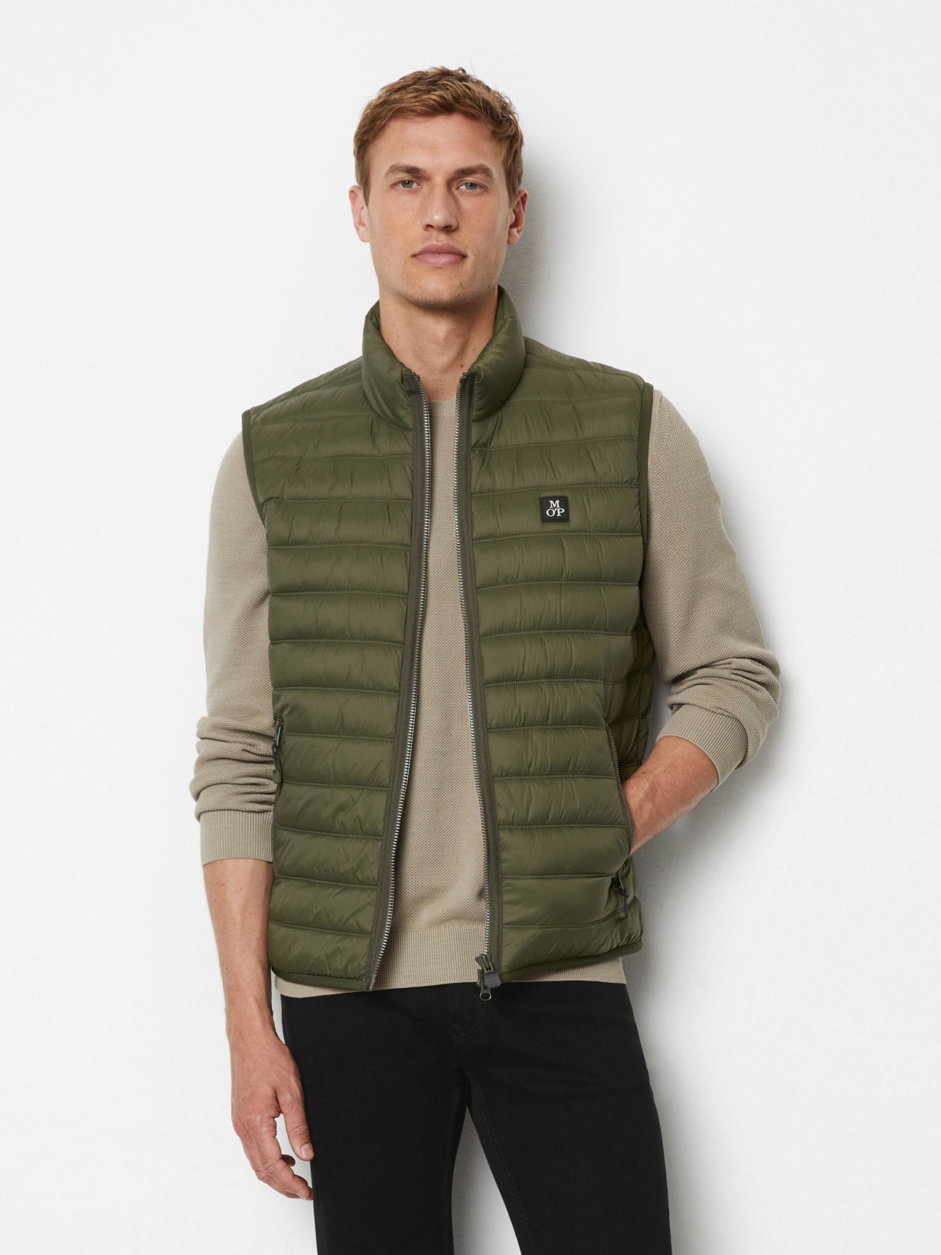 Утеплений жилет Marc O’Polo Regular Quilted Vest модель 426114272012-495 Фото