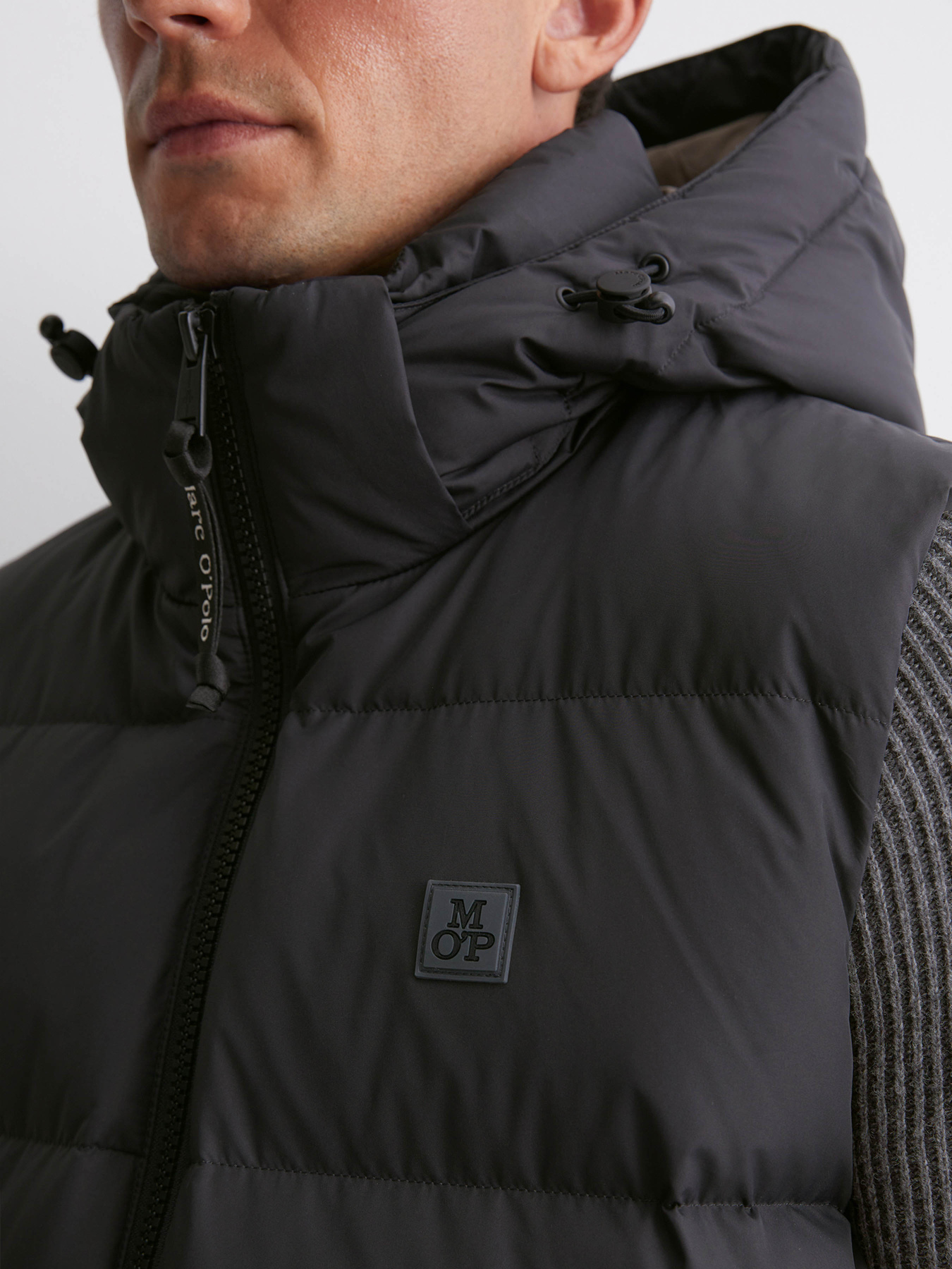 Жилет с утеплителем Marc O’Polo модель 429096072082-990 Фото