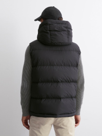 Жилет с утеплителем Marc O’Polo модель 429096072082-990 Фото