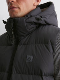 Жилет с утеплителем Marc O’Polo модель 429096072082-990 Фото