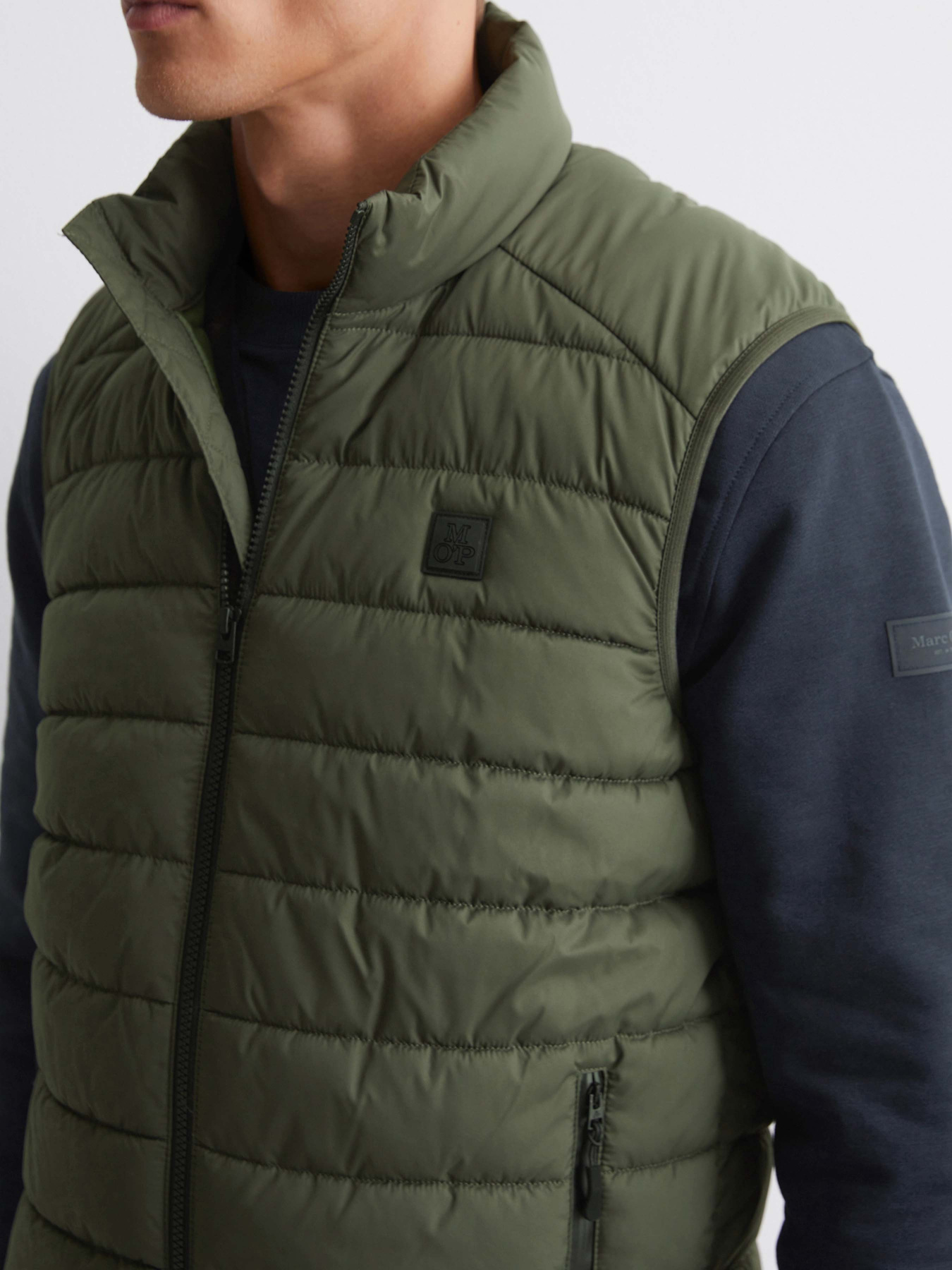 Утеплений жилет Marc O’Polo модель 520096072022-499 Фото