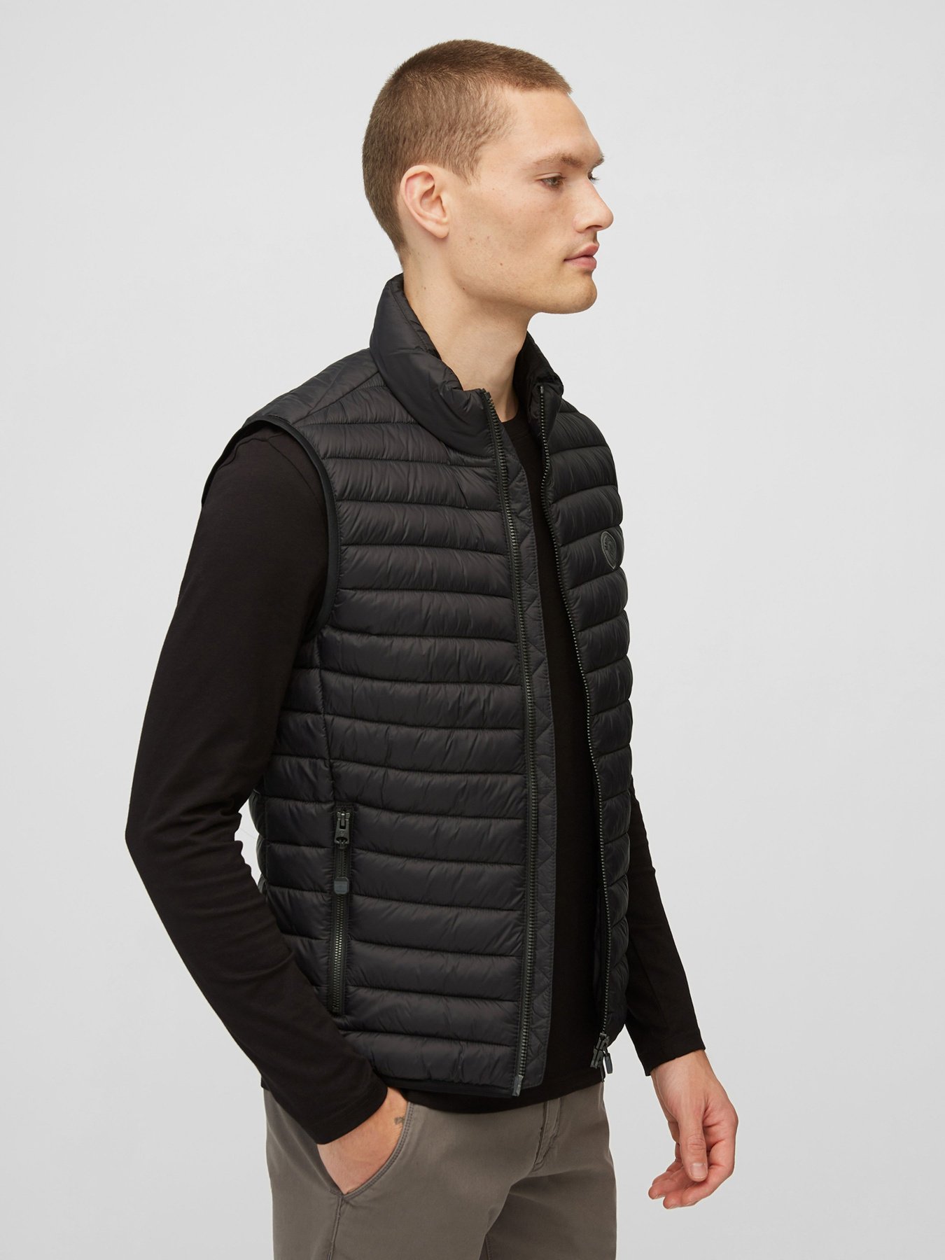 Жилет Marc O’Polo модель B21114272052-990 Фото