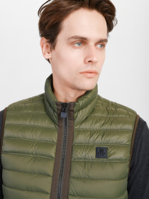 Утепленный жилет Marc O’Polo модель 127114272046-450 Утепленный жилет Marc O’Polo модель 127114272046-450 Фото