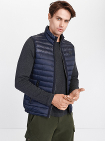 Жилет с утеплителем Marc O’Polo модель 127114272046-896 Фото