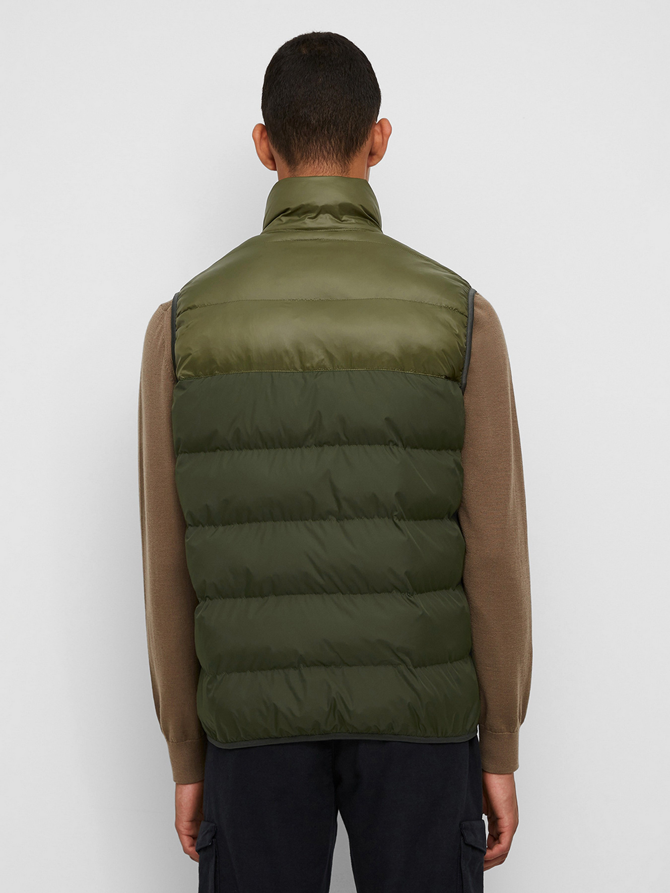 Утепленный жилет Marc O’Polo модель 129096072048-428 Утепленный жилет Marc O’Polo модель 129096072048-428 Фото