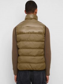 Жилет з утеплювачем Marc O’Polo модель 129096072048-771 Фото