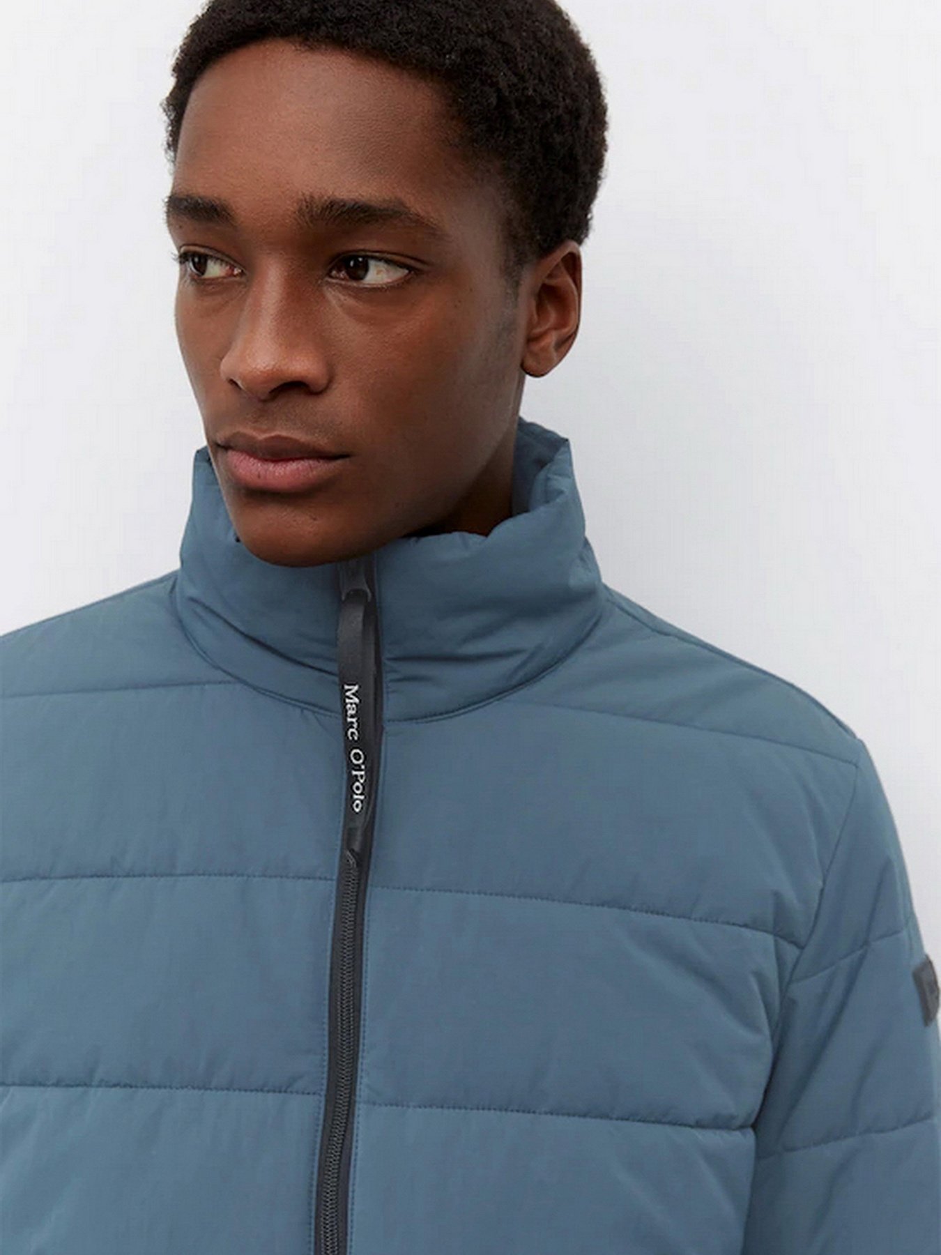 Демісезонна куртка Marc O’Polo Модель 220003670066-856 Фото