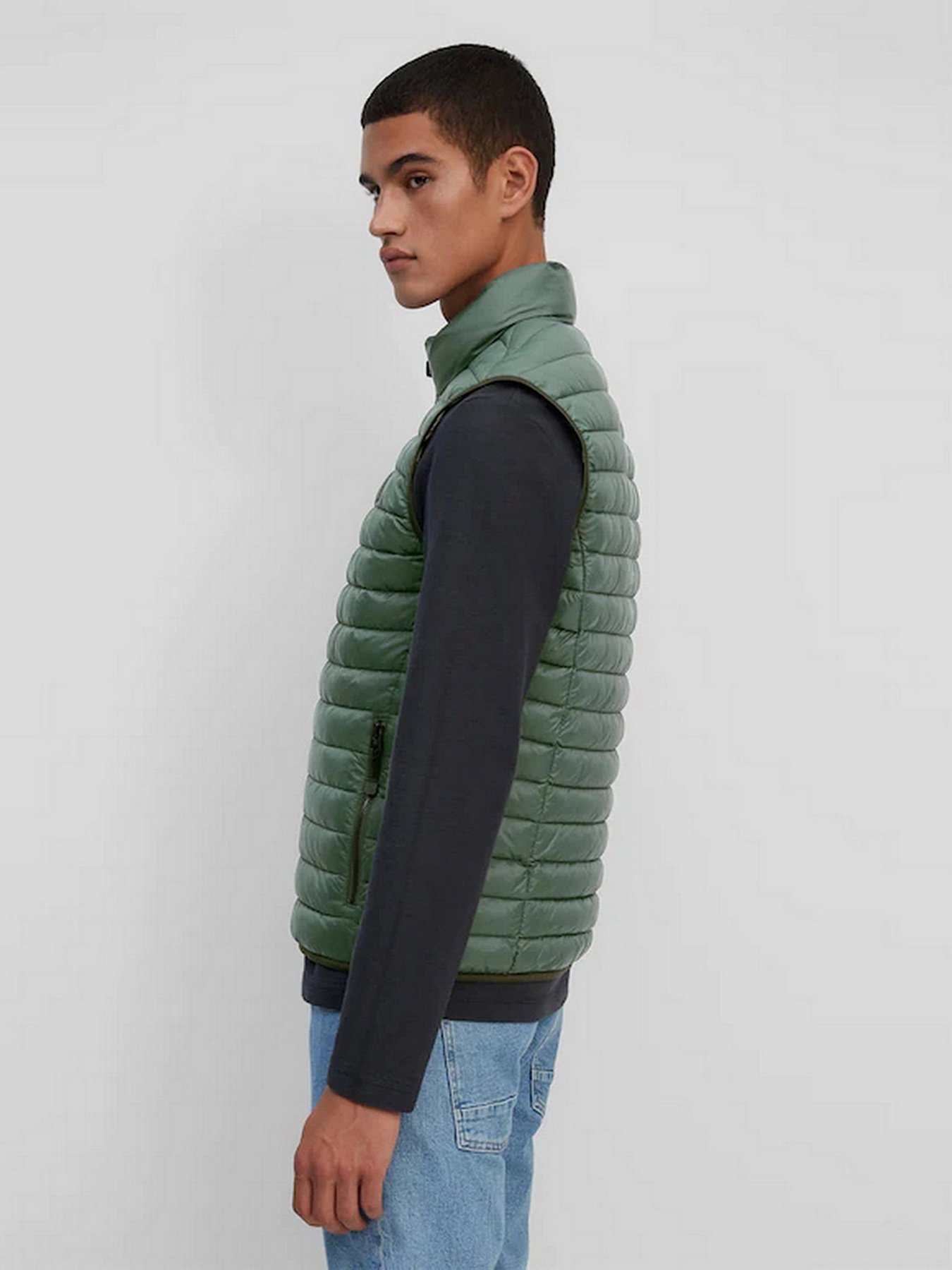 Жилет с утеплителем Marc O’Polo модель 220114272052-469 Фото