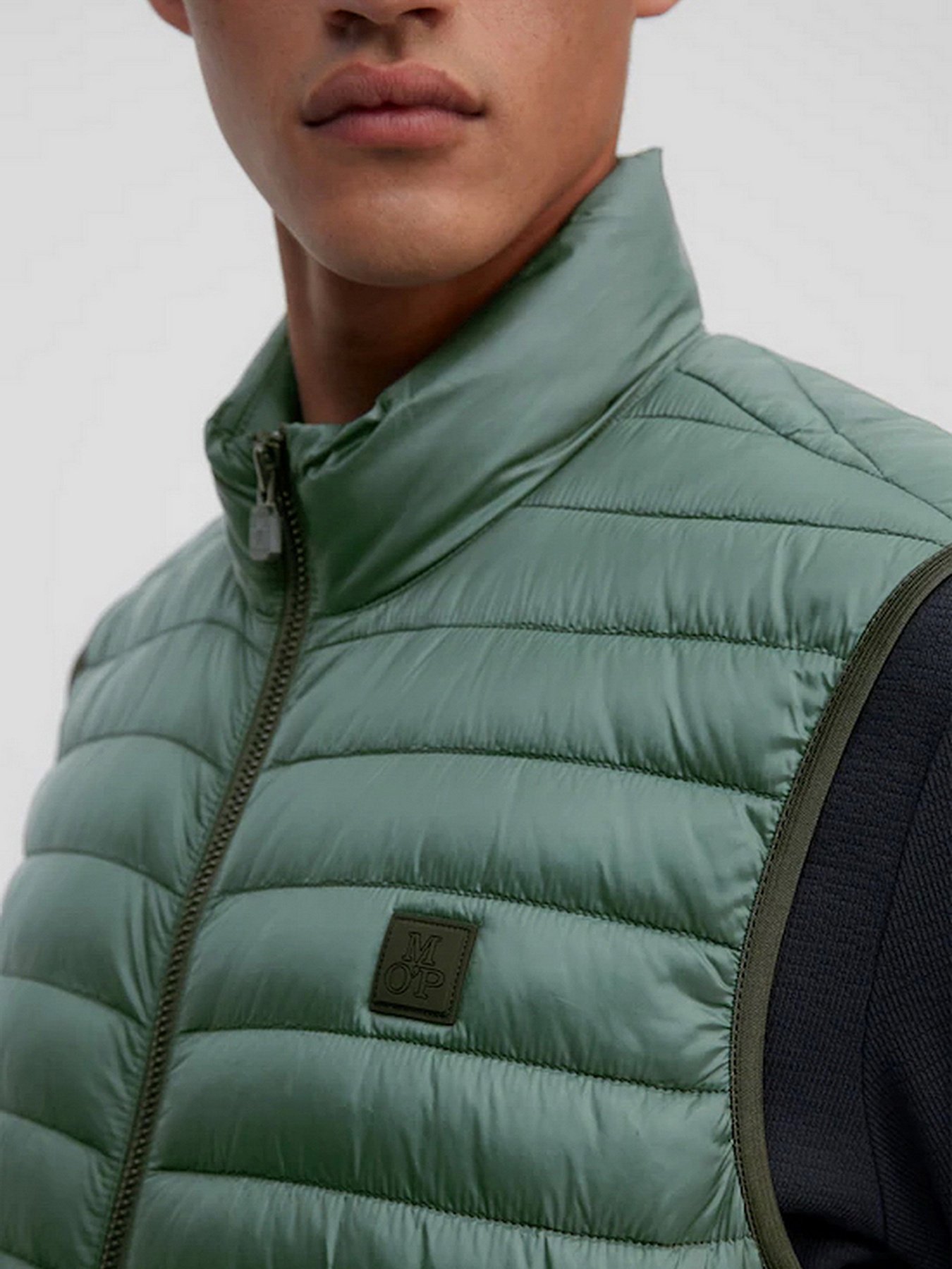 Утеплений жилет Marc O’Polo модель 220114272052-469 Утеплений жилет Marc O’Polo модель 220114272052-469 Фото