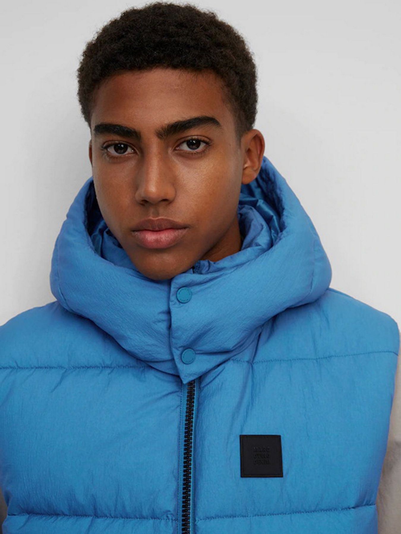 Утеплений жилет Marc O’Polo DENIM модель 260035172026-844 Фото