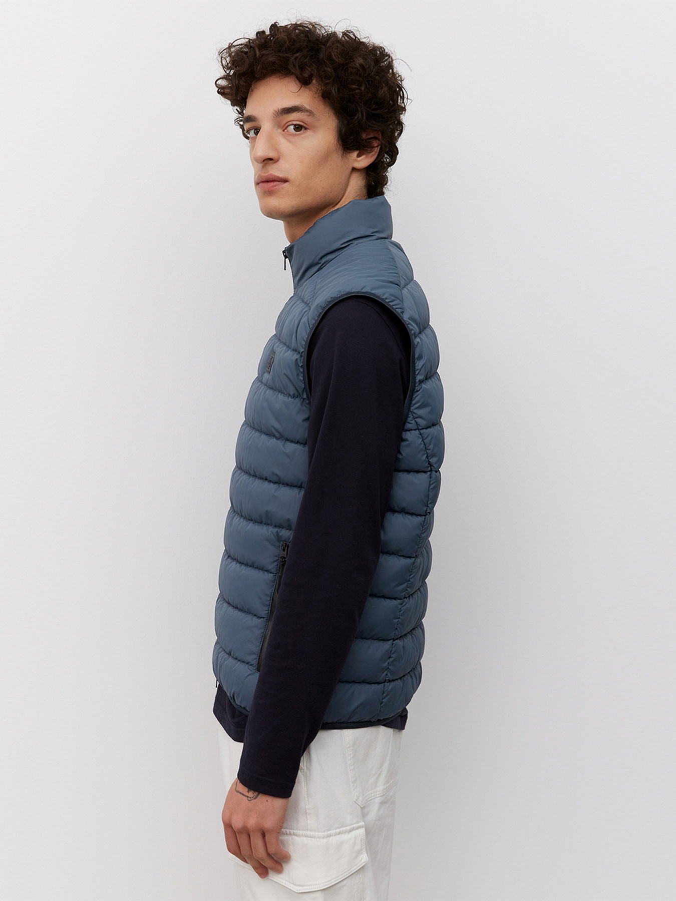 Жилет с утеплителем Marc O’Polo модель 221096072022-849 Фото