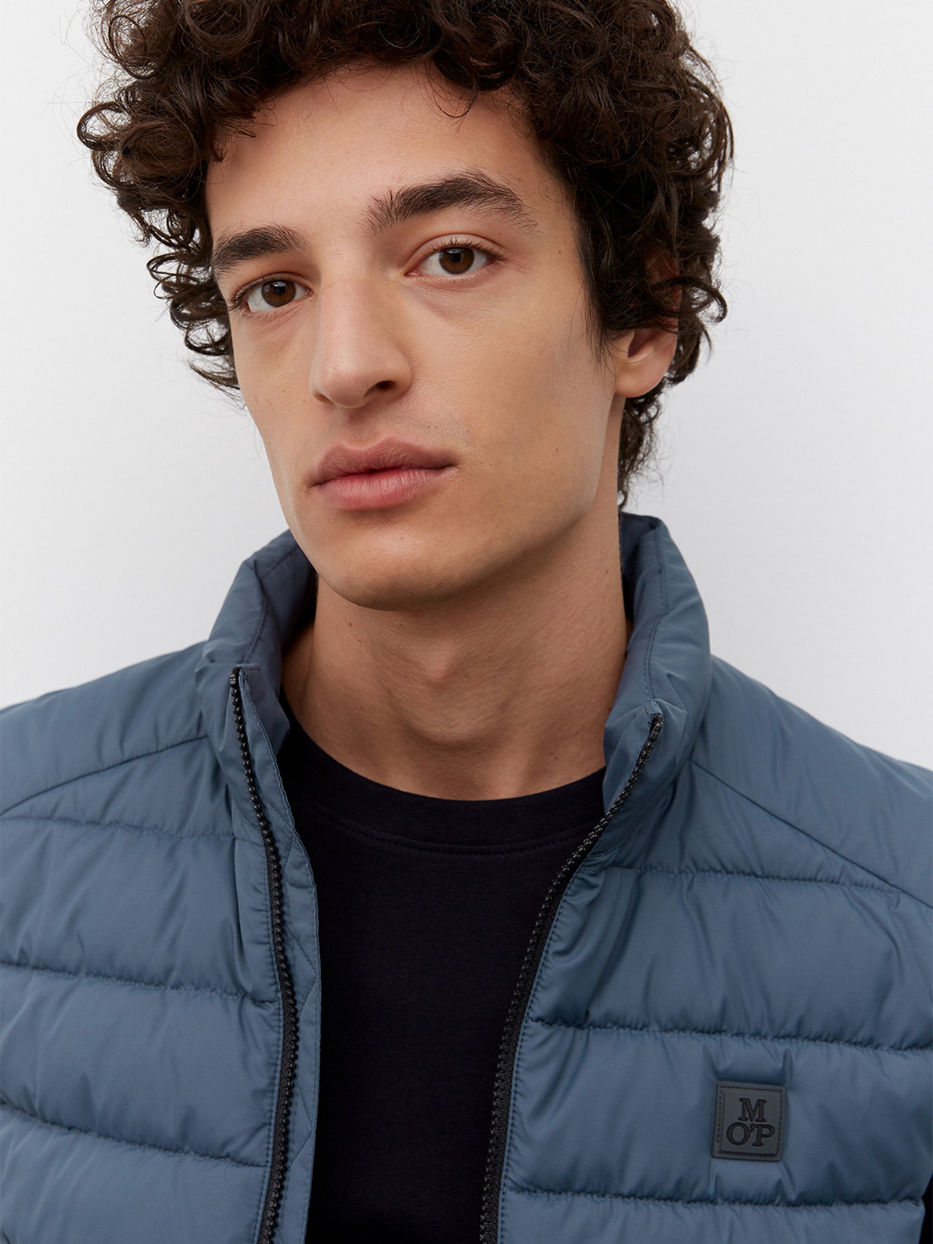 Утепленный жилет Marc O’Polo модель 221096072022-849 Фото