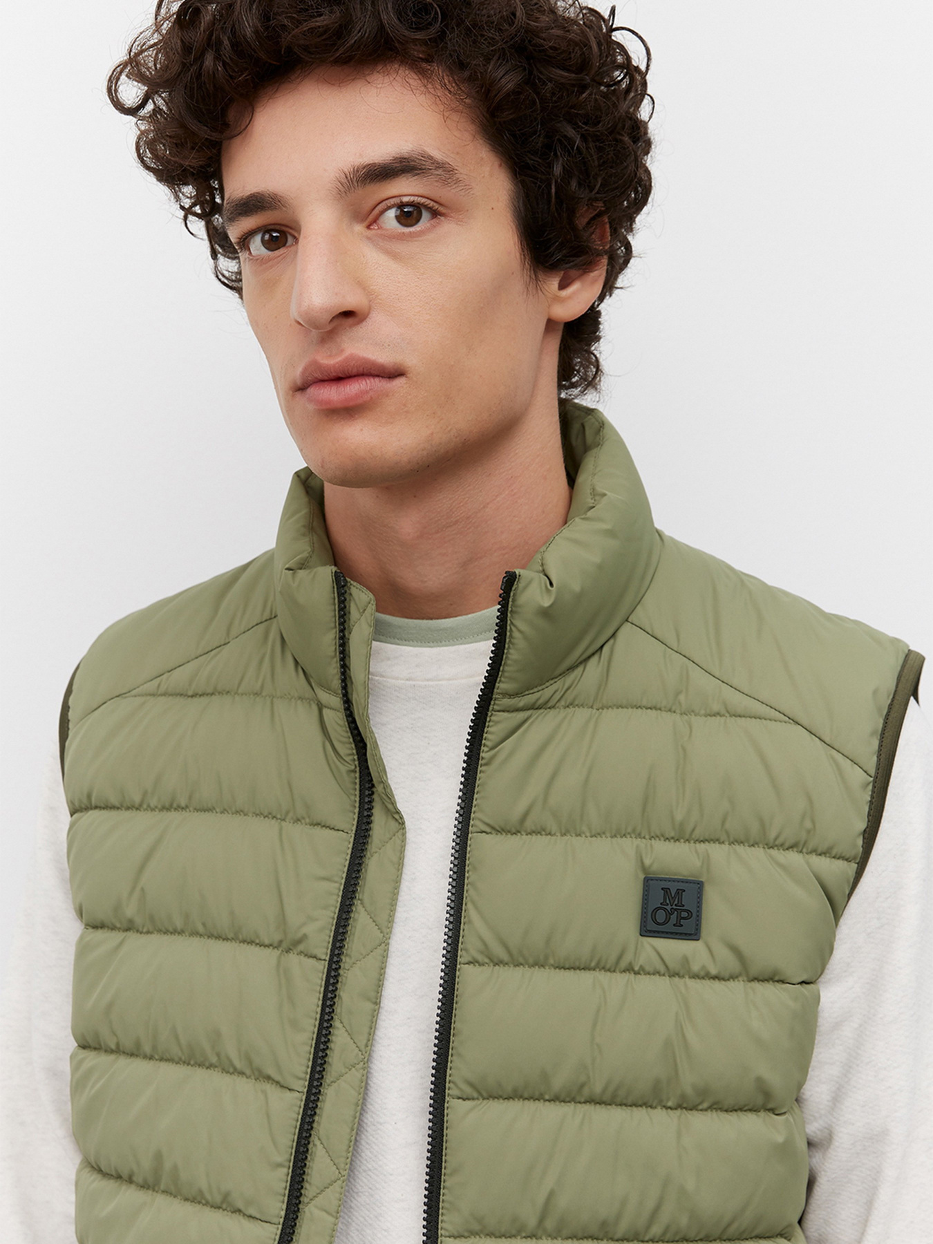 Утепленный жилет Marc O’Polo модель M21096072022-465 Фото