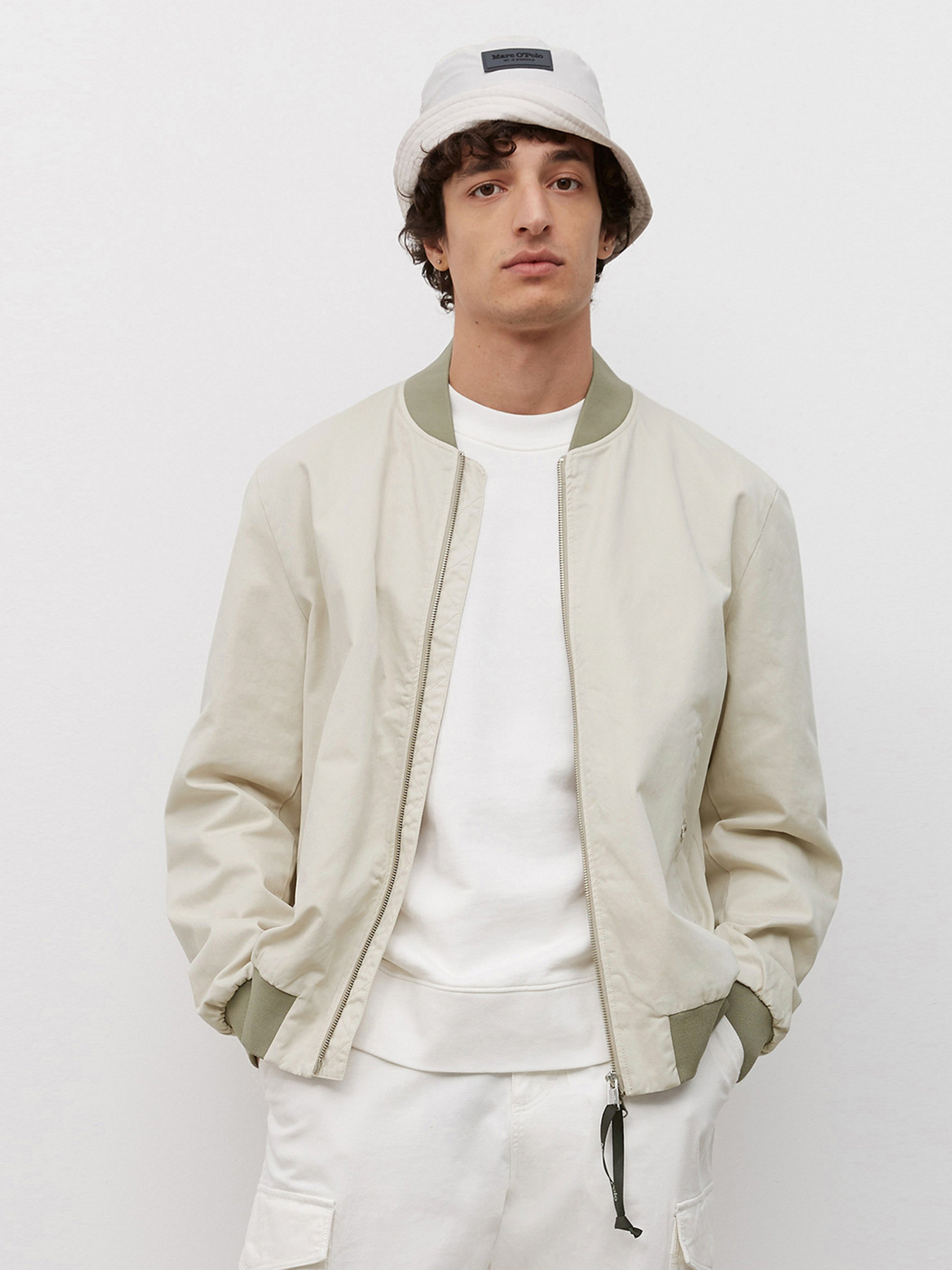 Демисезонная куртка Marc O’Polo модель 221081970214-707 Фото