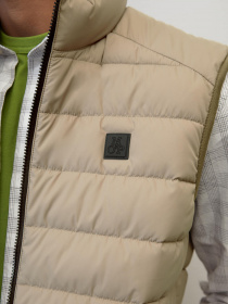 Жилет с утеплителем Marc O’Polo модель 321096072022-747 Фото