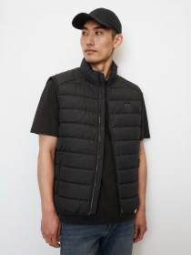 Жилет с утеплителем Marc O’Polo модель B21096072022-990 Фото