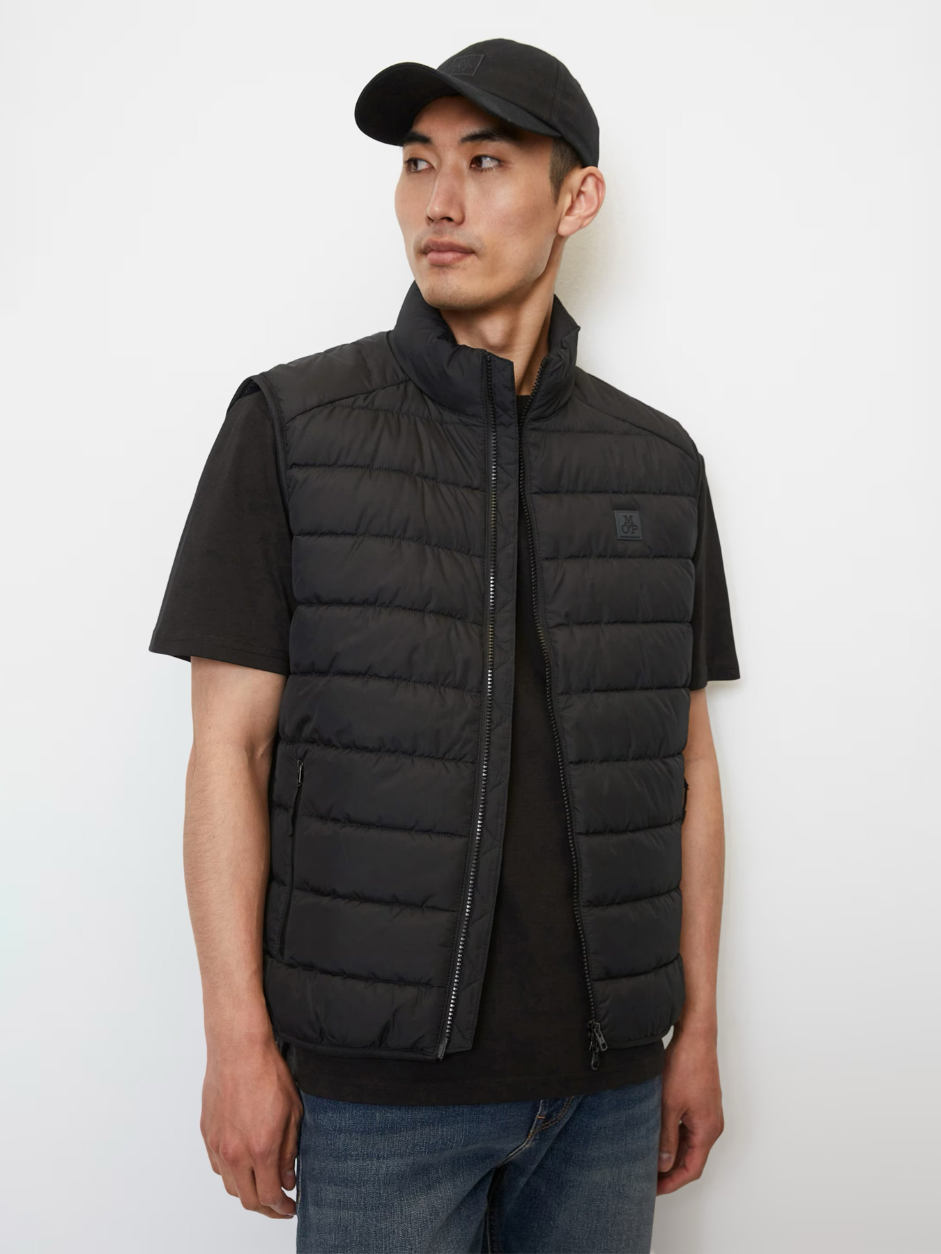 Утепленный жилет Marc O’Polo модель B21096072022-990 Фото