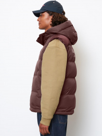 Утепленный жилет Marc O’Polo модель 328096072036-690 Фото