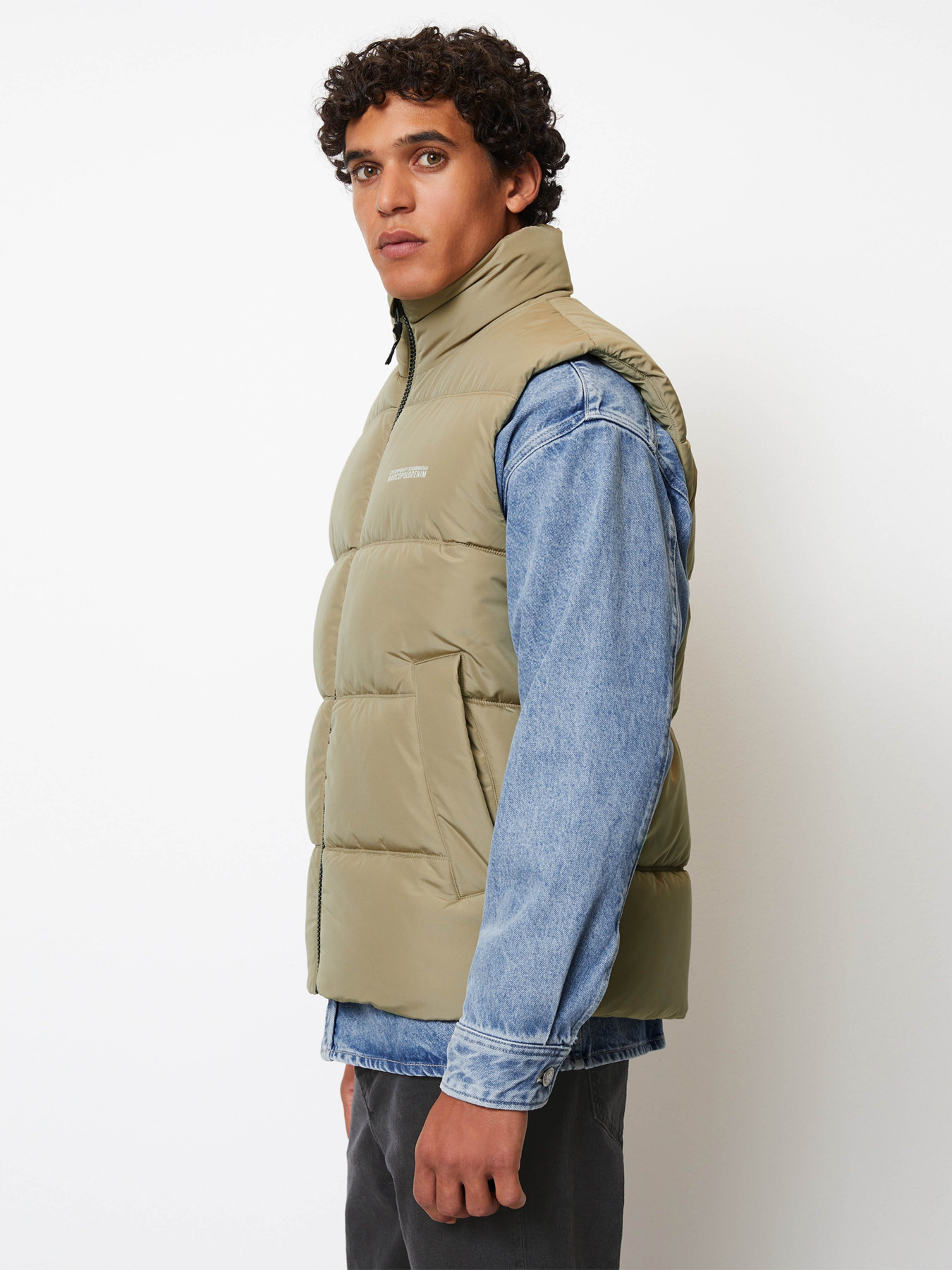 Жилет з утеплювачем Marc O’Polo DENIM Модель 369091072048-718 Фото