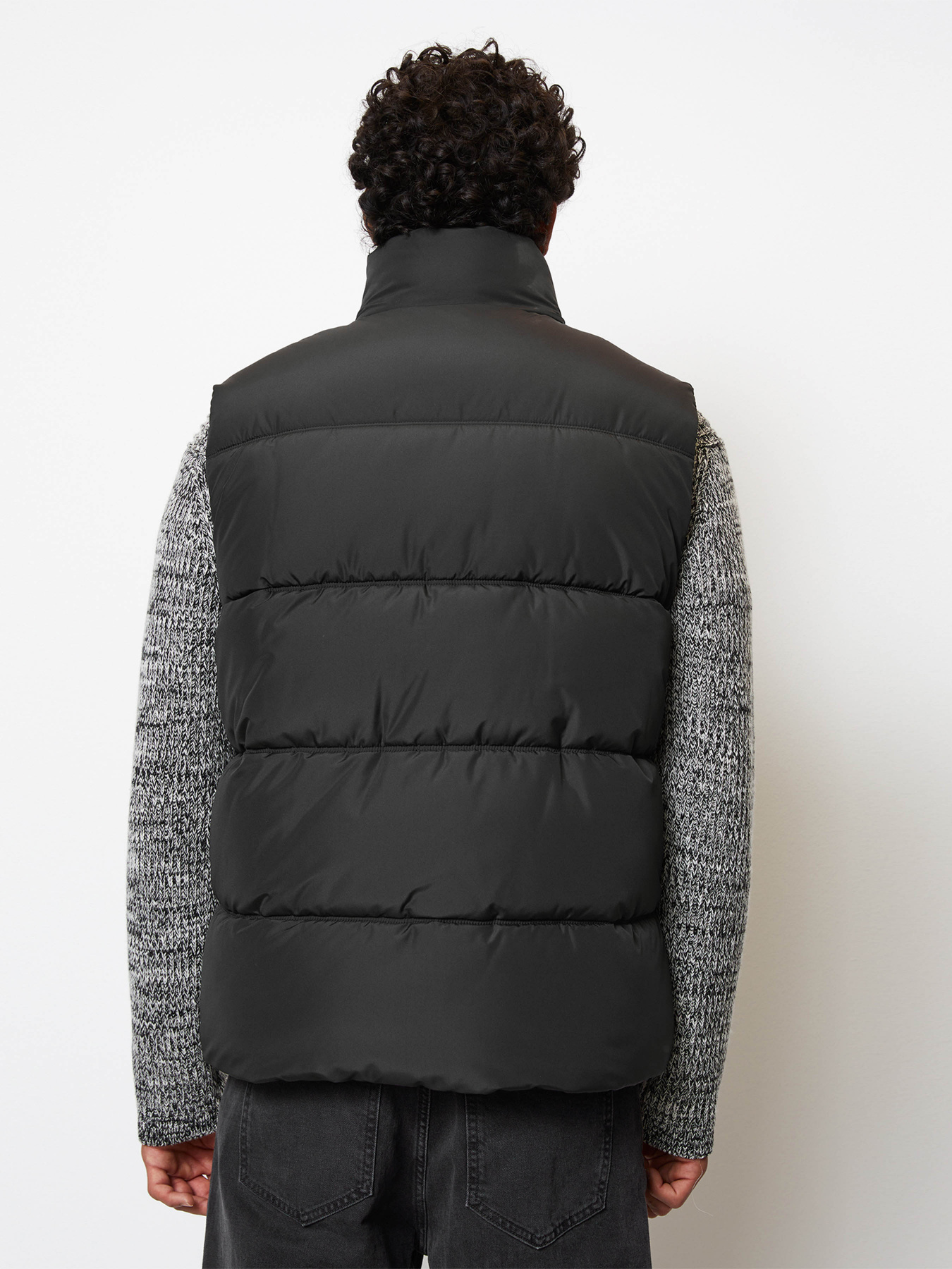 Утепленный жилет Marc O’Polo DENIM модель 369091072048-990 Утепленный жилет Marc O’Polo DENIM модель 369091072048-990 Фото