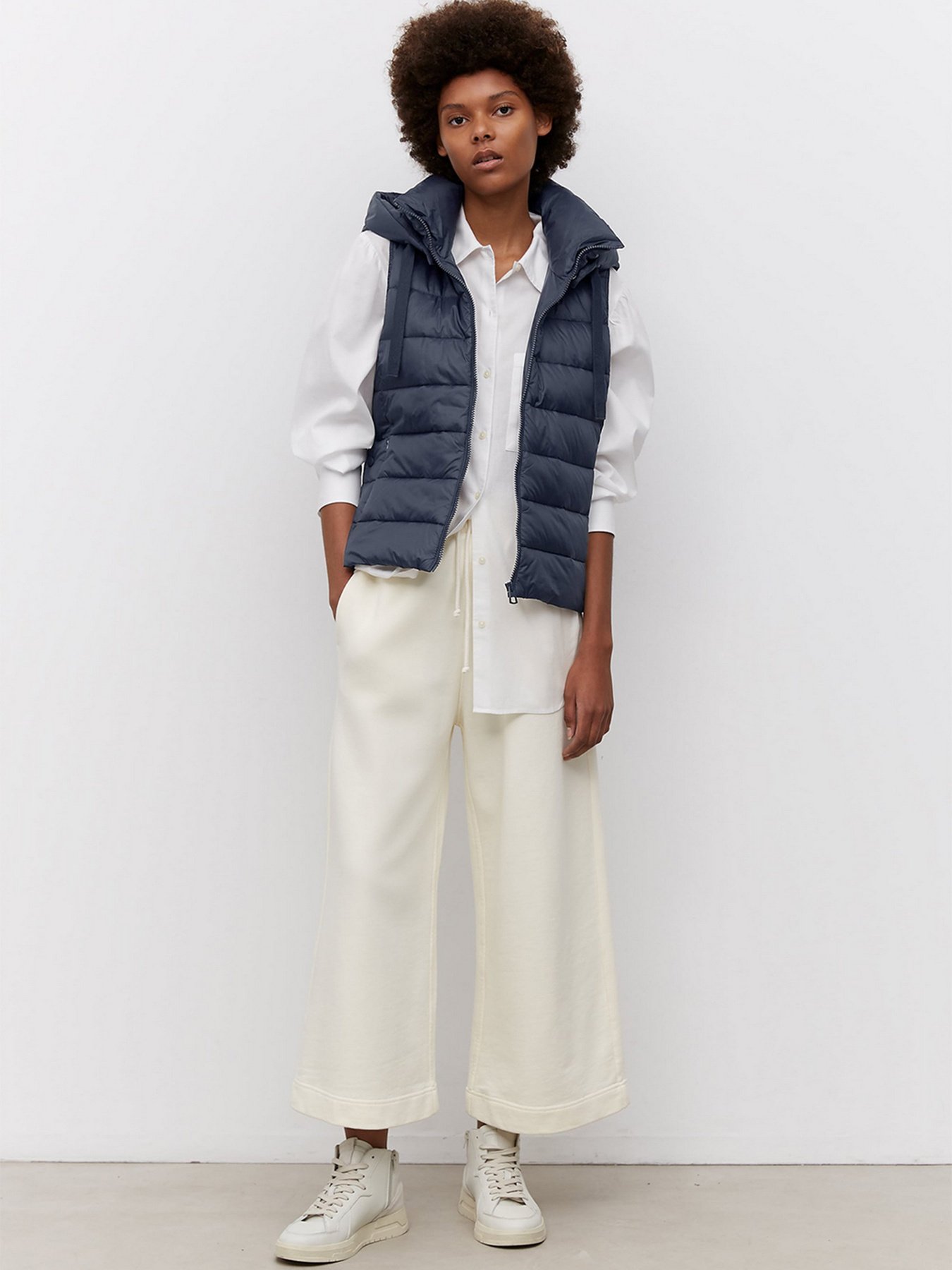 Жилет с утеплителем Marc O’Polo модель 200085172003-812 Фото