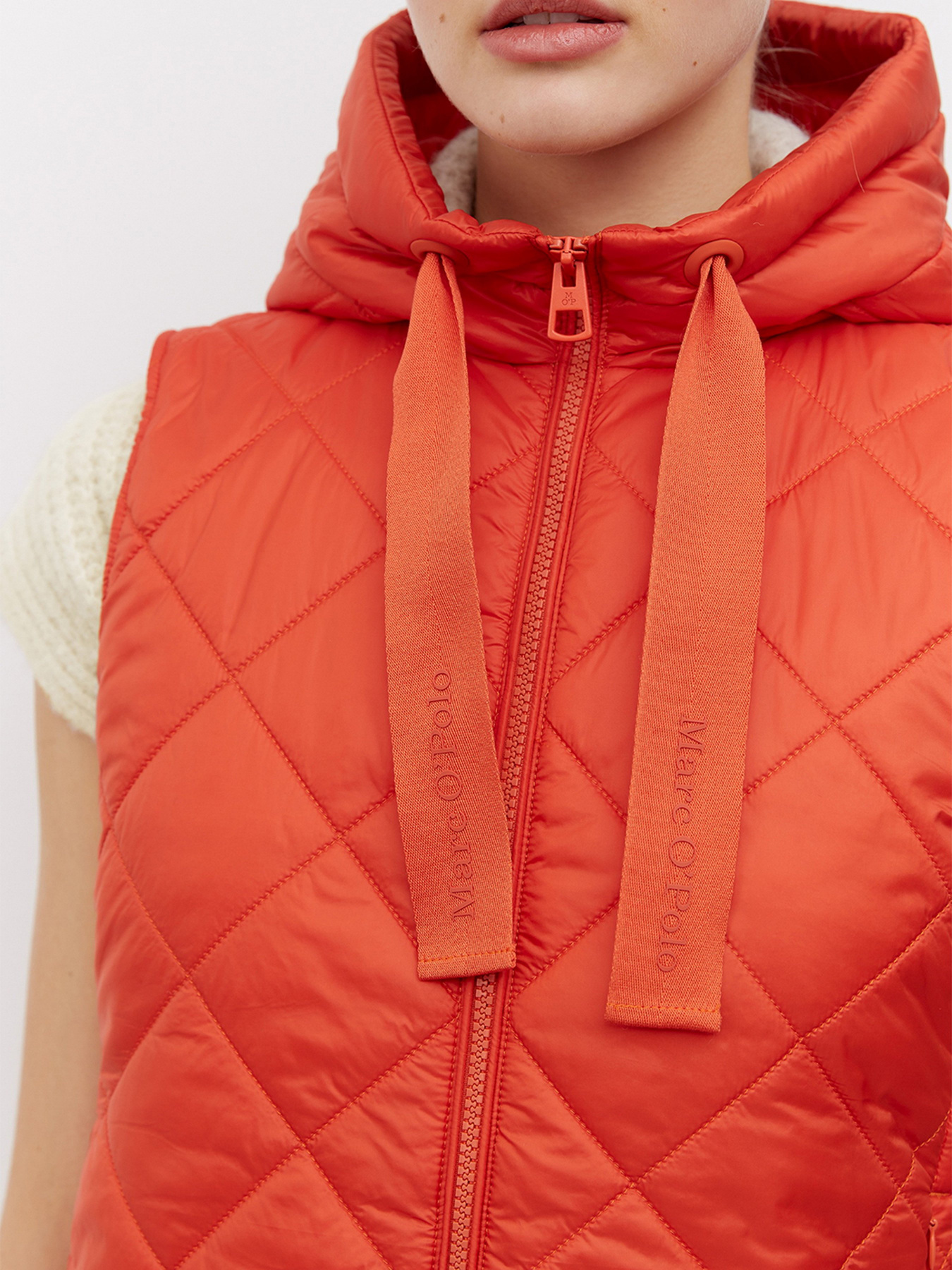 Утеплений жилет Marc O’Polo модель 201108872029-355 Фото