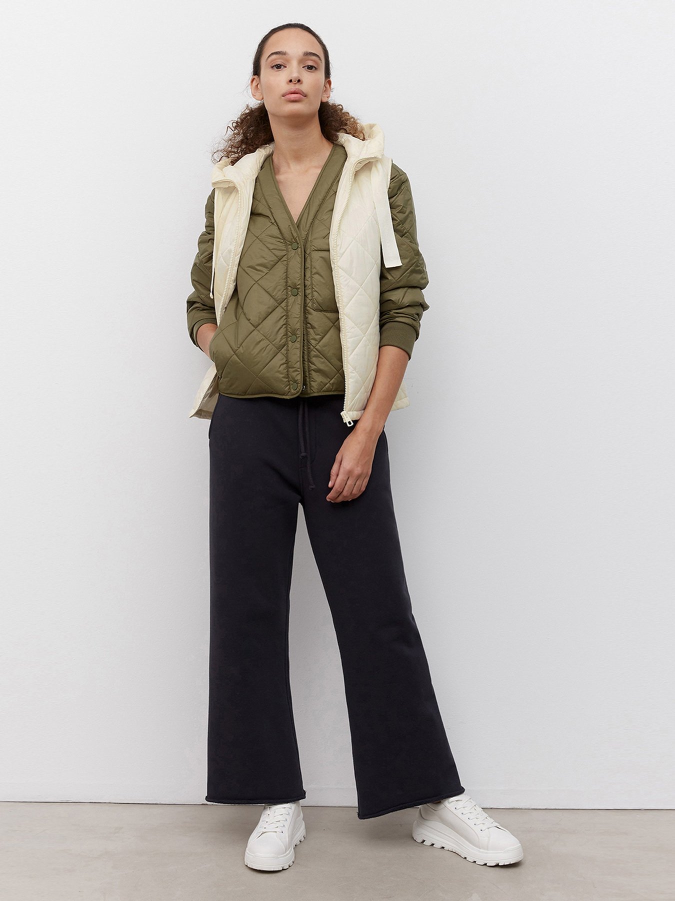 Жилет Marc O’Polo модель 201108872029-152 Жилет Marc O’Polo модель 201108872029-152 Фото