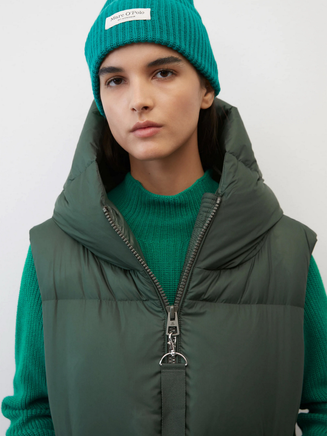 Жилет с утеплителем Marc O’Polo модель 209087472067-497 Фото