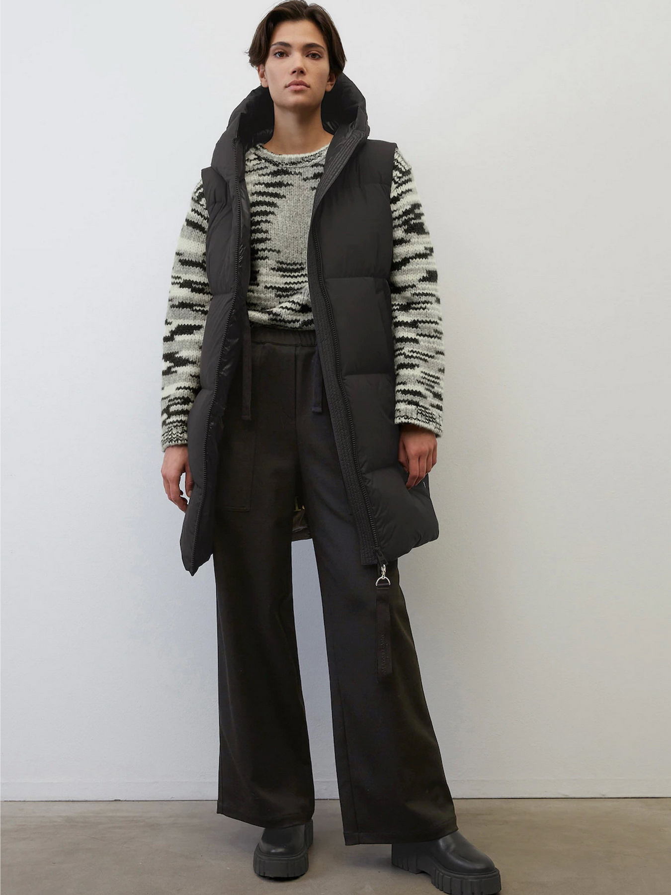 Жилет с утеплителем Marc O’Polo модель 210087472067-990 Фото