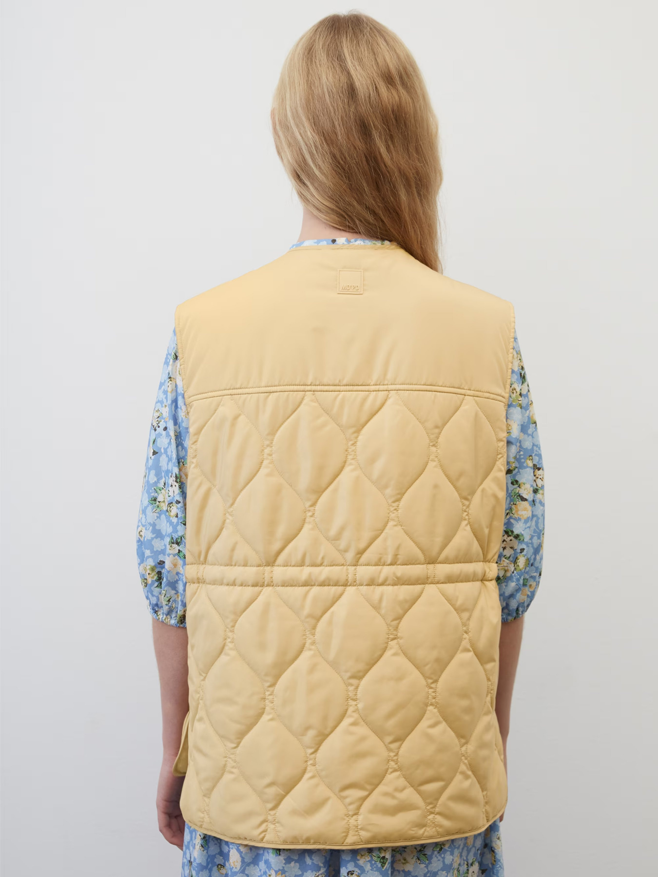 Жилет с утеплителем Marc O’Polo DENIM модель 342098472087-734 Фото