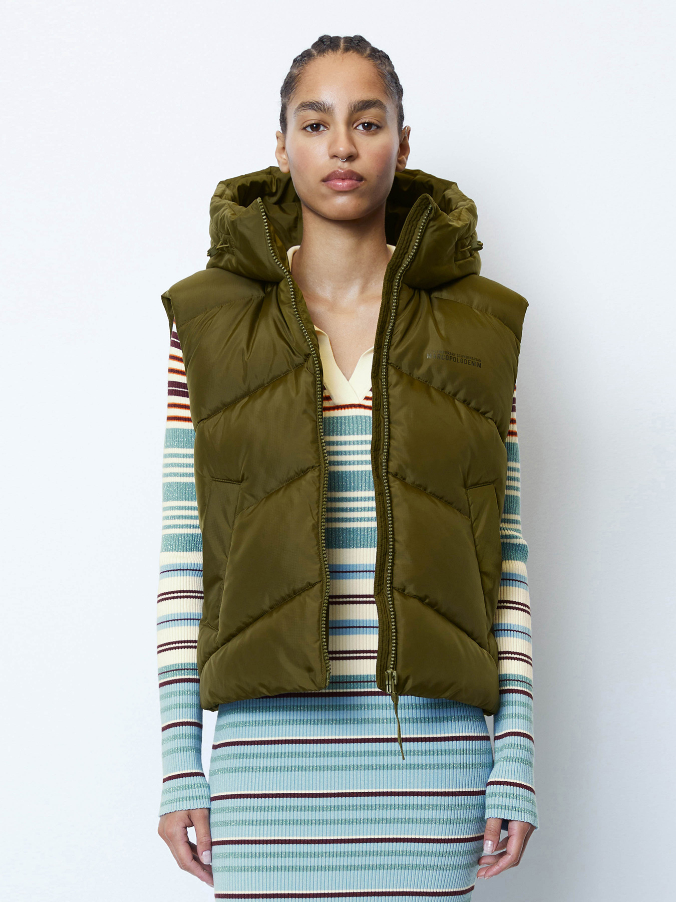 Жилет з утеплювачем Marc O’Polo DENIM Модель 348088172011-488 Фото