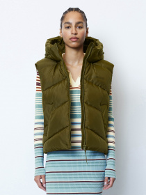 Утеплений жилет Marc O’Polo DENIM модель 348088172011-488 Фото