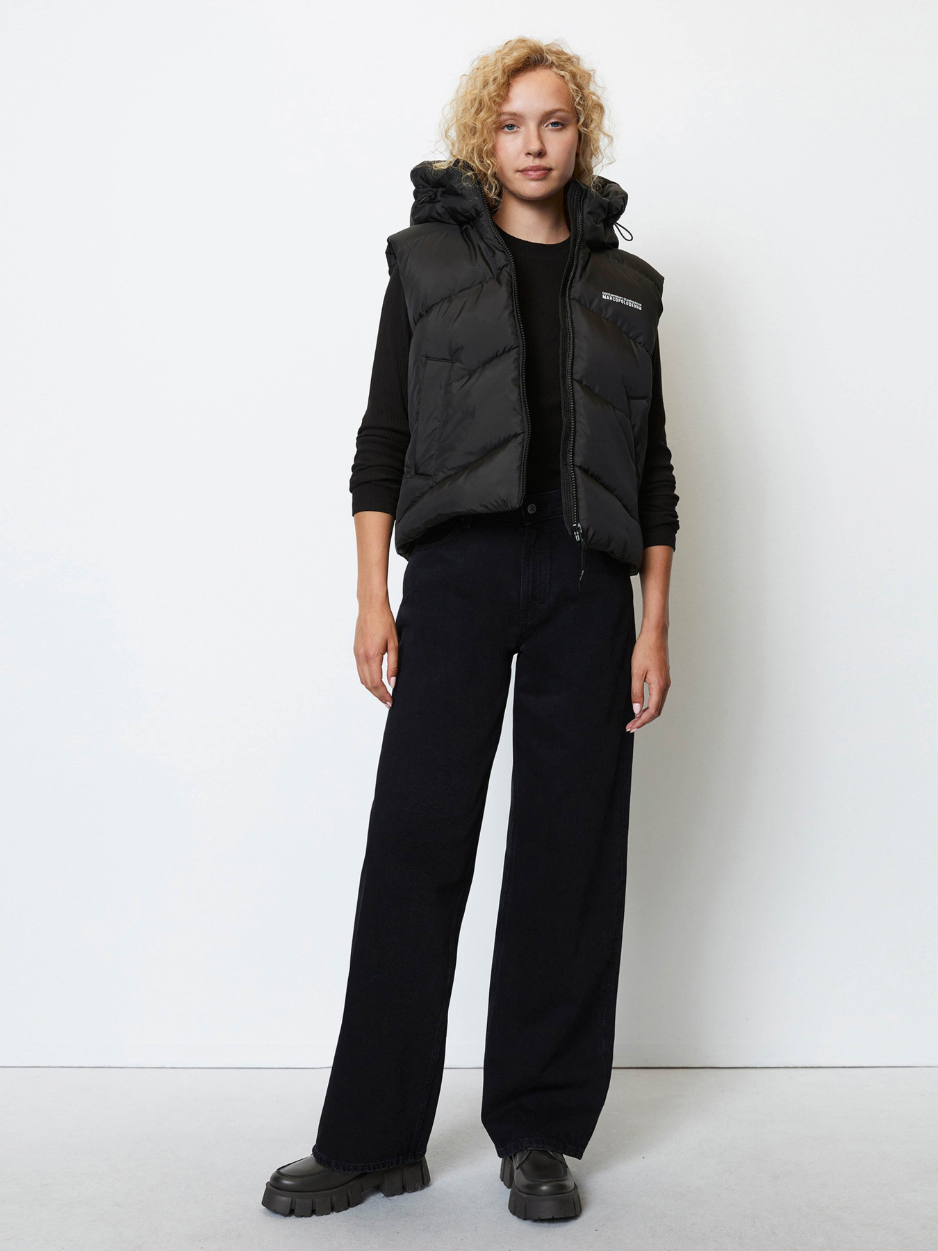 Жилет с утеплителем Marc O’Polo DENIM модель 348088172011-990 Фото