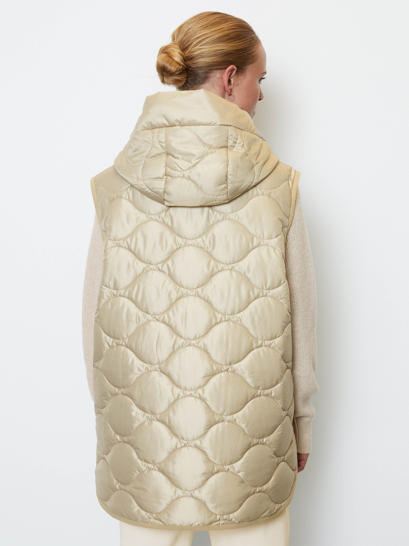 Утеплений жилет Marc O’Polo модель 308104572115-737 Фото