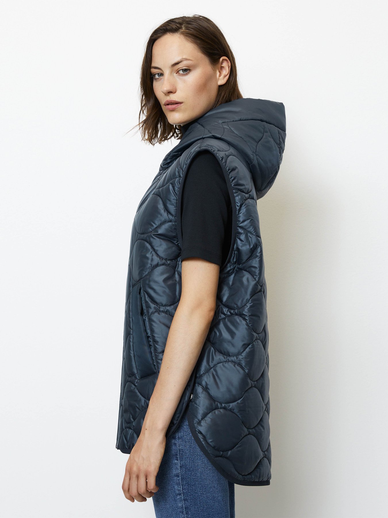 Утеплений жилет Marc O’Polo модель 308104572115-899 Фото